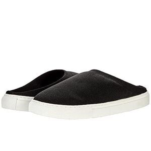 RSVP Women's North Slip-on, Black, 9.5 M US